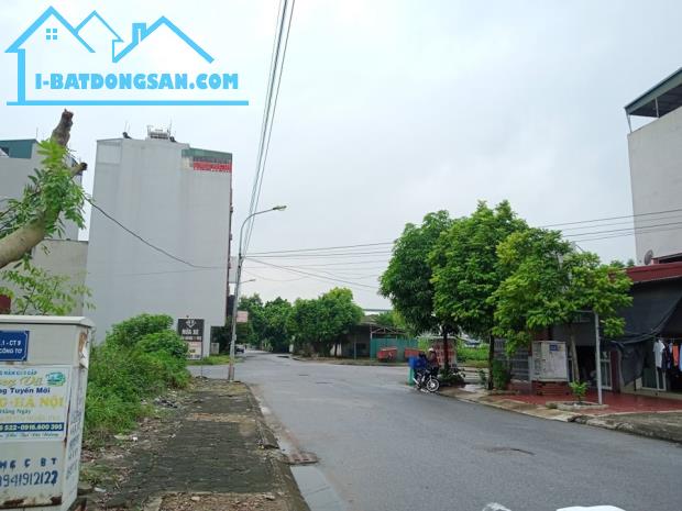 Bán nhà dịch vụ Yên Nghĩa, Hà Đông, 9.6 tỷ, 50m2, trục chính kinh doanh