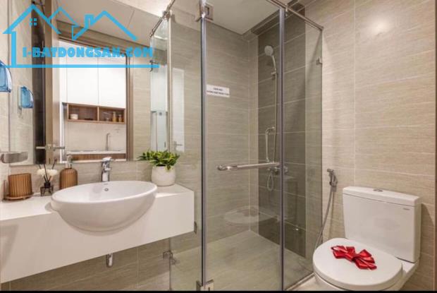 Bán nhà 4 tầng Dt 45m2 phố Nguyễn Ngọc Vũ, Giá 6,4 tỷ, Lh 0913518923 - 2