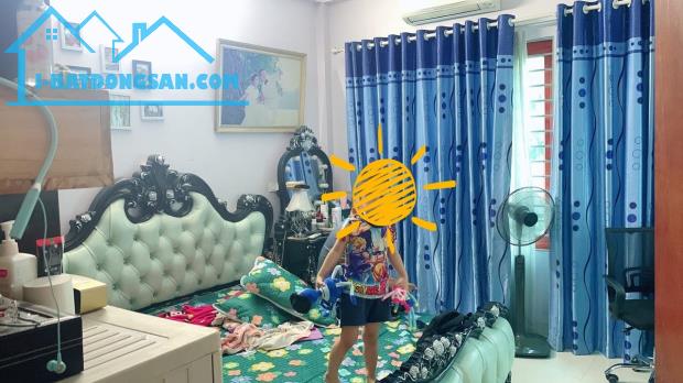GIANG BIÊN P.LÔ ÔTÔ NGÃ 5 THẦN THÁNH V.HỒ 52m 5 tầng 5.75 tỷ/0904264580. - 3