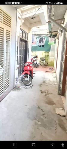 Ngõ phố Ngọc Lâm LongBiên(40 triệu/m2 120m C4 mt 12m 5.5 tỷ/0904264580.