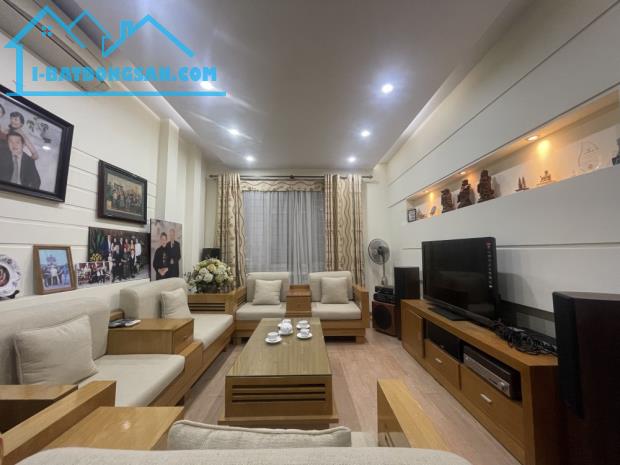 Lô góc, nội thất VIP, oto, nhà đẹp Quan Nhân, Thanh Xuân, 40m2x6T, MT5m, 5.6 tỷ. - 2