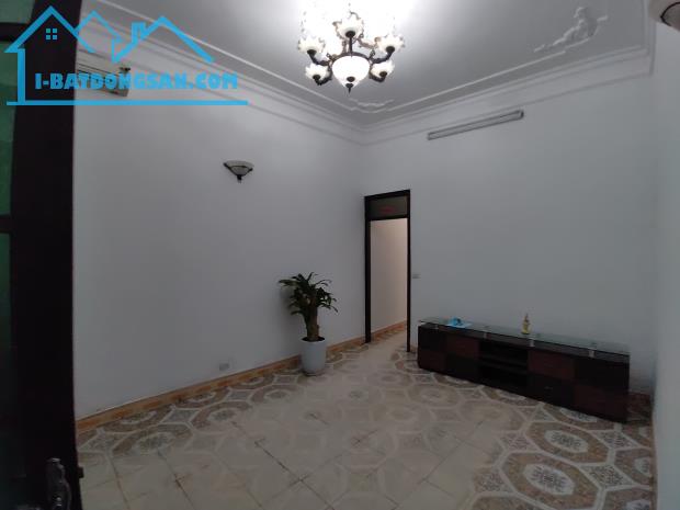 Bán gấp nhà phố Hồng Mai 55m2*3.5 tầng, MT 4.1m, giá 3.45 tỷ - 4