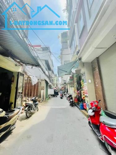 Kim Ngưu - Ôtô - Lô góc - Sổ đẹp - KD sầm uất - Gía hạt rẻ. 47m. 6.5 tỷ.