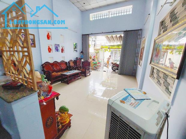 Chỉ 2.8 tỷ, Sở hữu nhà Đẹp kiệt 3m Trưng Nữ Vương, 52m2 (0935621182) - 2