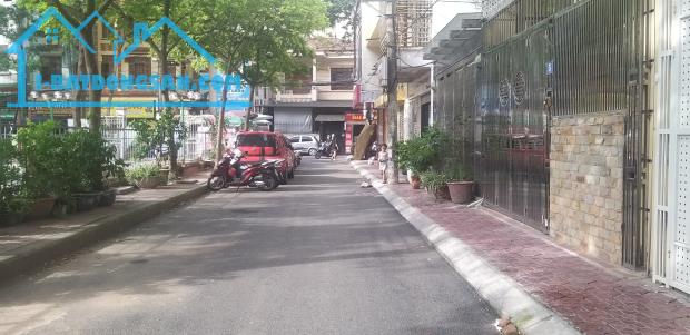 PHÂN LÔ TRẦN QUANG DIỆU QUẬN ỦY ĐỐNG ĐA DT55m2 GARA + KINH DOANH