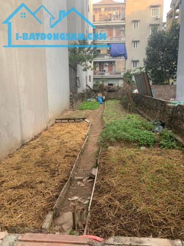 Cần bán gấp mảnh đất Thanh Liệt lô góc DT35m giá chỉ 2.93 tỷ. Lh 0985377688