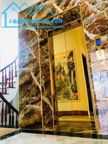 Bán nhà Đào Tấn Ba Đình, dt 45m x6t, mt 4,5m .Giá 9,7 tỷ.