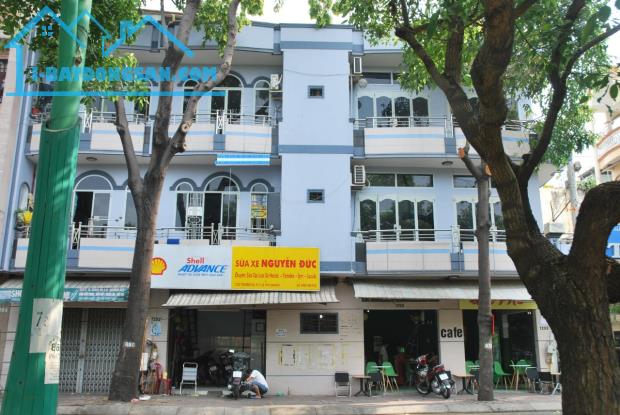 MT Trường Sa ngang 18m, 3 lầu, 26 tỷ Bớt lộc dành cho khách thiện chí - 03937303936 - 2