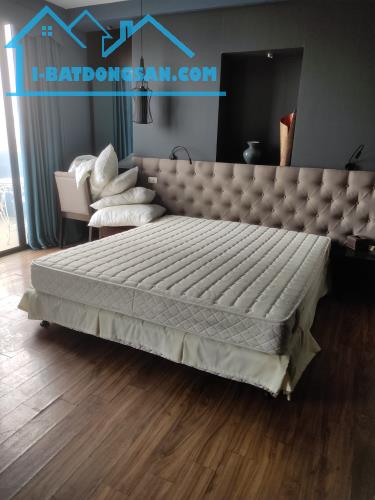 💥 Bán Tòa Khách sạn Mặt phố cổ Bát Sứ, Hoàn Kiếm, 125m2 9T Thang máy, MT 8m, Chỉ 153 Tỷ