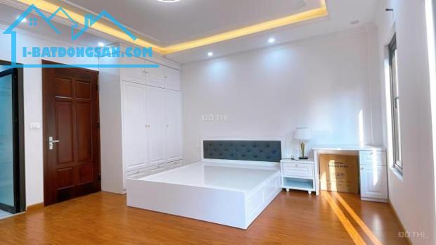 Bán nhà khu Vip Ái Mộ - Bồ Đề 72m2 x 5m MT x 6, Giá 15.6 tỷ, thang máy, ô tô, kinh doanh. - 4