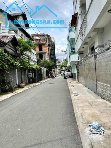 Bán gấp trong 10 ngày, nhà hẻm xe hơi tránh nhau, đường Ba Tháng Hai, gần mặt tiền - 3