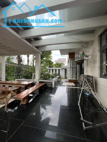Bán Siêu Biệt Thự Thạnh Xuân . qQuận 12 
600m2 , 3 lầu chỉ 39 tỷ . - 4
