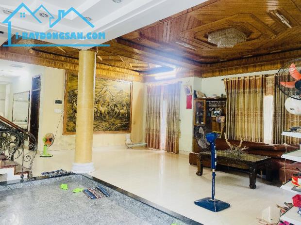 BIỆT THỰ SÂN VƯỜN LÔ GÓC TÂN TRÀO -300M2-2 TẦNG -MT:15M-GẦN NGÃ 3 HUẾ - 13.8 TỶ - 5