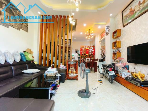Bán Nhà Hẻm Xe Tải Lê Quang Định, Phường 7, Bình Thạnh, 45M2, 4 Tầng Nở Hậu, Nhỉnh 7 Tỷ - 4