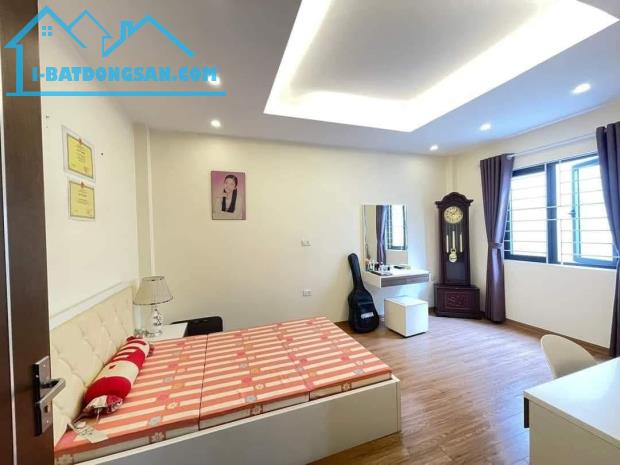BÁN GẤP NHÀ PHỐ NGUYỄN VĂN CỪ - LONG BIÊN, 65M x 5T, LÔ GÓC, GARA ÔTÔ, FULL ĐỒ. HƠN 9 TỶ - 1