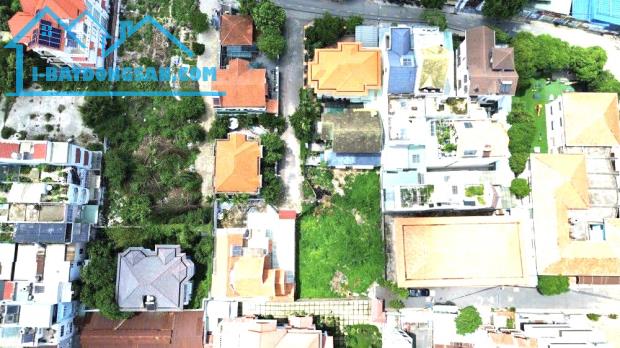 Bán Đất Biệt Thự Đường Ngay ĐườngTrần Não,P Bình An,Q2 DT:567m2(18mx28m) Giá Chỉ 119tr/m - 1