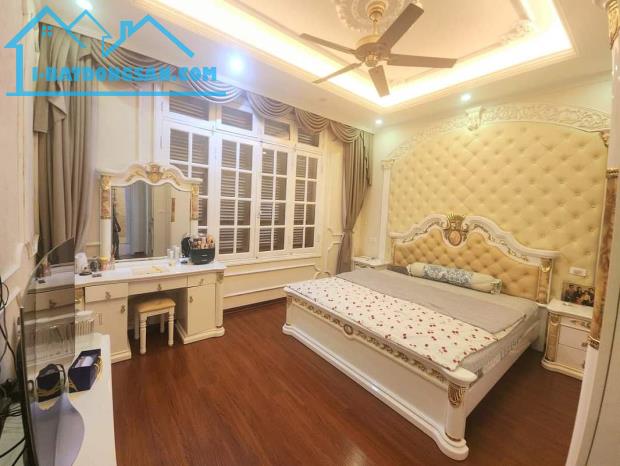 Biệt thự cạnh hồ KĐT Thành Phố Giao Lưu view công viên 250m2 chỉ 48.3 tỷ. LH 0989.62.6116 - 2