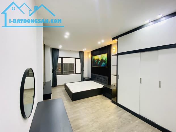 Bán Nhà Ngõ 100 Phố Trần Đại Nghĩa, Hai Bà Trưng 45m2x4T, Phân Lô, Ôtô, 11.1 tỷ