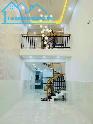 Bán Nhà 2 lầu 63m2 Đường Bà Hạt, Phường 4, Quận 10. Giá 3tỷ050 - 4