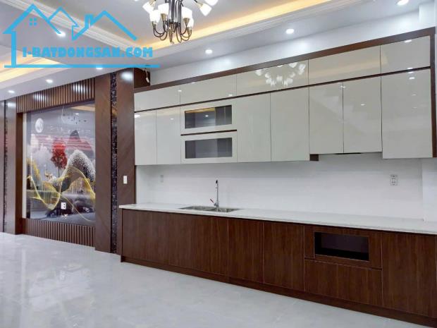 Bán nhà 4 tầng xây mới 33.2m2 tại Di Trạch, Hoài Đức giá, chỉ 3,9 tỷ. LH 0868441295 - 1