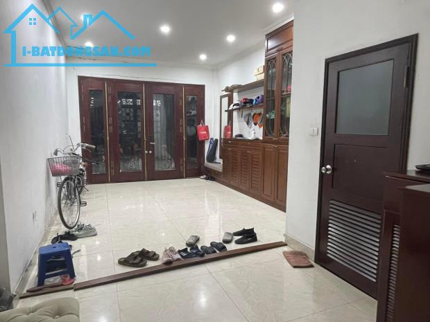 Nhà 7 Tầng Phố Quần Ngựa 72m2, ô tô tránh, vỉa hè 2m, thang máy, gần phố, về ở ngay 22 tỷ - 3