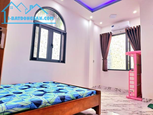 💥 Nguyễn Hoàng, Lô Góc, 3 Mê – Để Lại toàn bộ Nội Thất, 55m2, chỉ 3 tỷ x - 5