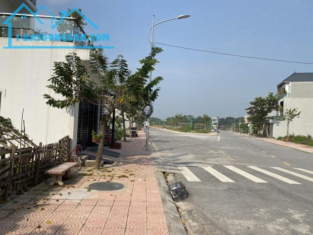 Bán đất DT108m trong ban chỉ huy quân sự tỉnh Đồng Hin,Đồng Tâm,Vĩnh Yên.MT 6m,đường 13.5m - 2
