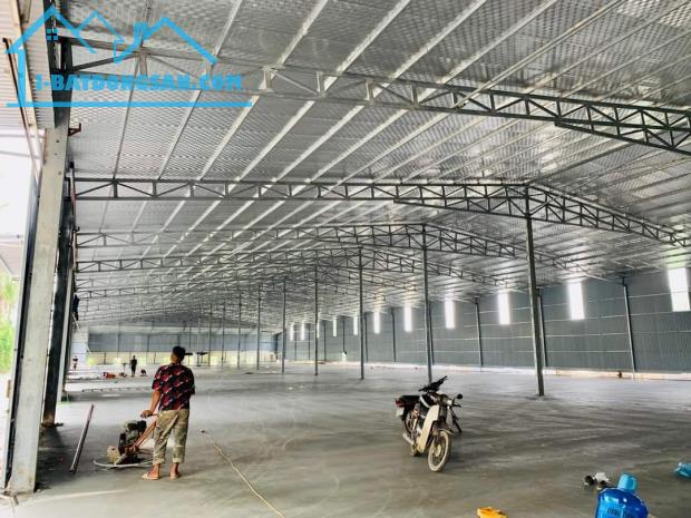 Cho thuê kho xưởng 1200m2 đường Hoàng Tăng Bí quận Bắc Từ Liêm tp Hà Nội.