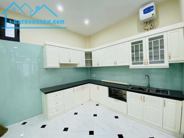 Giá Tốt. Bán Nhà Ngô Gia Tự, Long Biên 38m2, 5T chỉ 6,65 tỷ (Cam kết chuẩn) - 2