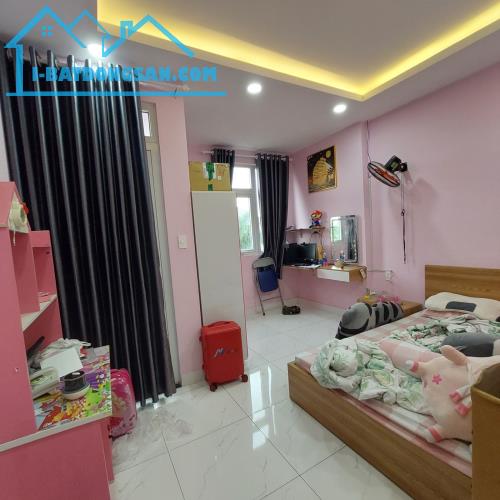 GIẢM MẠNH 1,2 TỶ. BÁN NHÀ 4 TẦNG (4 x 17,25) SIÊU ĐẸP TRONG KHU RESORT JAMONA - 4