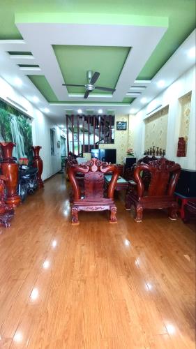 BÁN LỖ NHÀ ĐẤT TÂN HIỆP 1TRỆT 2LẦU SỔ HỒNG RIÊNG THỔ CƯ ĐƯỜNG RỘNG SÂN ĐẬU OTO