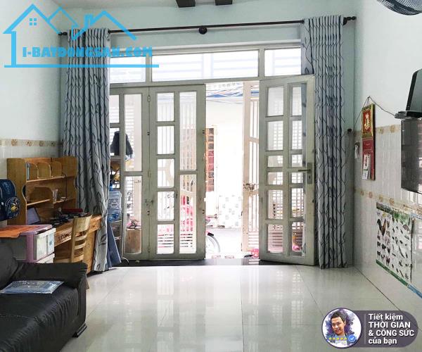 NHÀ HẺM XE HƠI Q4. NGUYỄN TẤT THÀNH. 25M2. 5 TẦNG. 4 PHÒNG NGỦ. BÊ TÔNG CỐT THÉP - 3