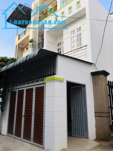 CĂN GÓC MẶT TIỀN ĐƯỜNG SỐ BÌNH TRƯNG ĐÔNG XE HƠI ĐẬU CỬA - 1