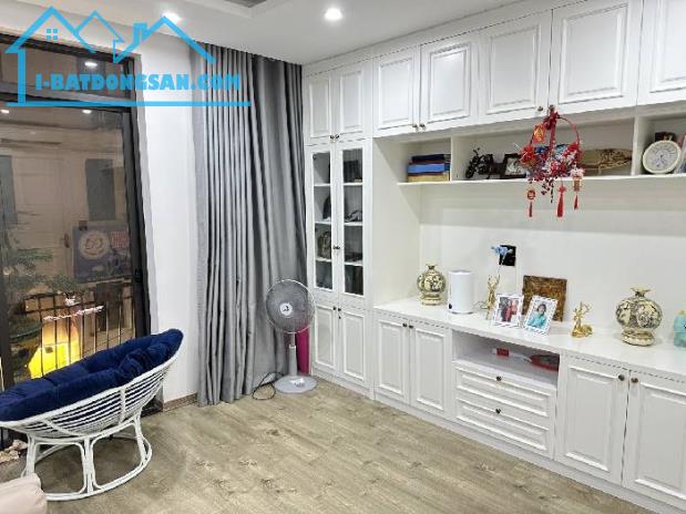 Bán nhà Shophouse TT Trâu Quỳ, thang máy KD, sổ lâu dài, 84m, 5 tầng, MT 6m, 13.5 tỷ - 1