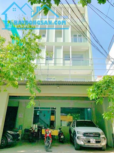 Mặt tiền Hoàng Sa Q3, 128m2 ngang 9m 4 tầng vị trí hiếm, có 120tr/th, giá đầu tư 43 tỷ TL