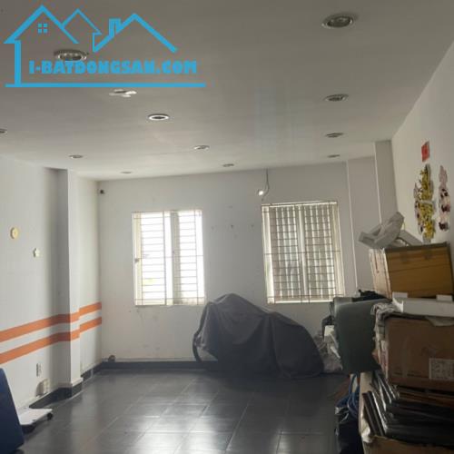 Cần Bán Gấp Nhà Mặt Tiền Đường Lê Hồng Phong, Phường 12, Quận 10, 96m2, 4 Tầng, Ngang 4m - 5