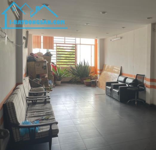 Cần Bán Gấp Nhà Mặt Tiền Đường Lê Hồng Phong, Phường 12, Quận 10, 96m2, 4 Tầng, Ngang 4m - 4