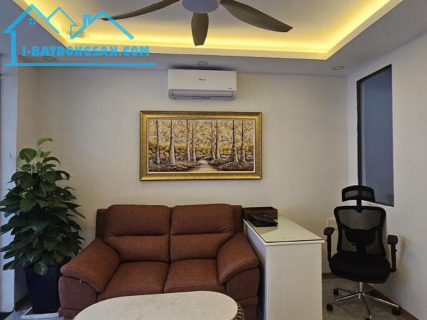 Cần Bán Gấp Nhà Mặt Tiền Đường Lê Hồng Phong, Phường 12, Quận 10, 96m2, 4 Tầng, Ngang 4m - 1