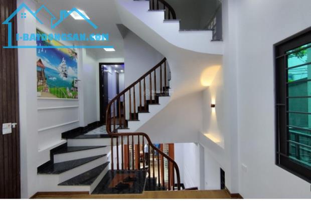 Giảm giá sốc bán trong tuần Cầu Am, Vạn Phúc 40m2, 4PN, ô tô đỗ gần giá 3 tỷ 6 - 3