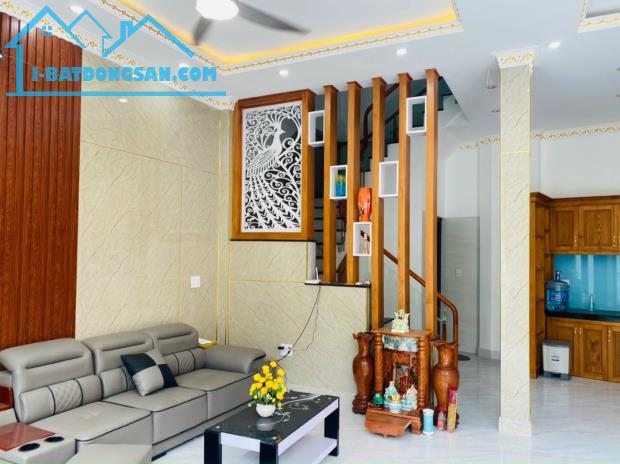 Nhà 1T2L sát Bùi Hữu Nghĩa,  Bửu Hòa, Biên Hòa, 60m2, giá 3 tỷ 8 - 4