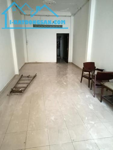 Chính Chủ Cần Bán Nhà Mặt Tiền Đường Nguyễn Phúc Nguyên, Quận 3, 70m2, 2 Tầng, 4PN