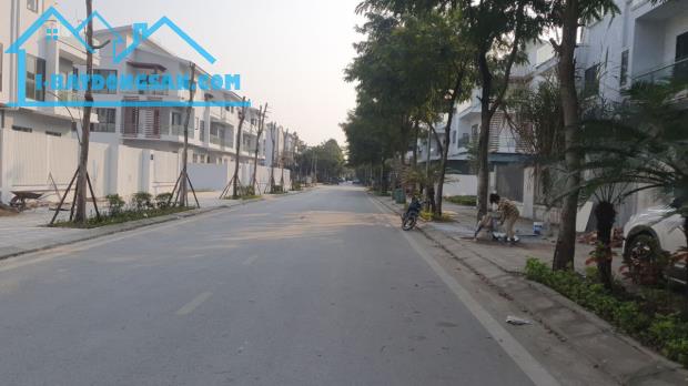 Bán LK Foresa Xuân Phương 90m2 4T 5m MT 16,8 tỷ đường 40m ở, làm VP, KD đỉnh - 3