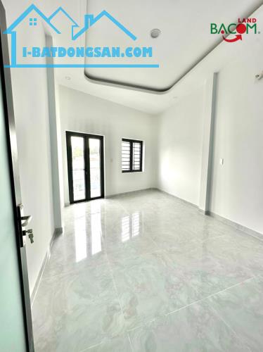 Bán nhà 70m2 1 trệt 1 lầu đường ô tô gần giáo xứ Bình Hải (P. Tân Tiến)