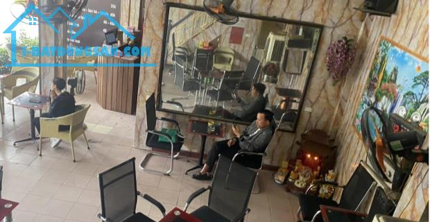Mặt Phố Nguyễn Chí Thanh, CaFe Sầm Uất, Mặt Tiền 9m, Vỉa Hè Thênh Thang, Vị Trí Đắc Địa
