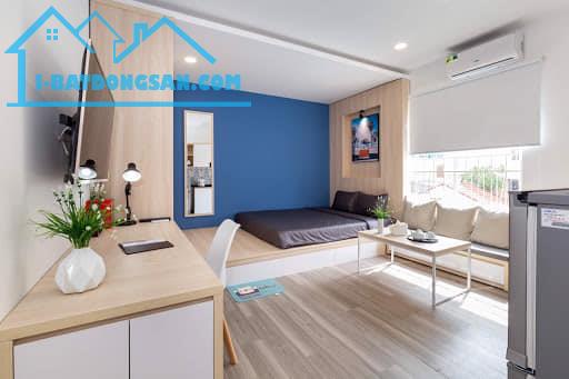 Bán nhà Trần Thái Tông 60m2 mặt tiền 6,5m 5 tầng chỉ 7,2 tỷ .