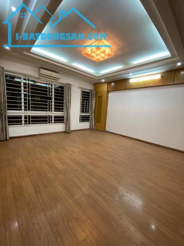 Siêu phẩm Phân lô ô tô vỉa hè , Nguyễn Khánh Toàn Cầu Giấy 65m² , MT 5,5m , 6 tầng 15,8 tỷ - 2