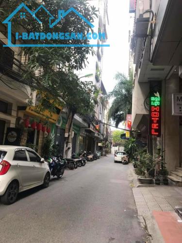 Bán nhà đẹp ngõ 298 ngọc hồi Hà Nội . Nhà 40m xây 4.5 tầng . Kinh doanh  ô tô 7 chỗ và nhà - 2