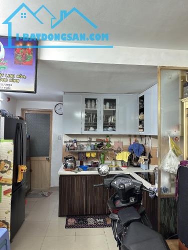 Xuất cảnh, bán gấp nhà HXH Bàn Cờ, 79m2, 4 tầng, cho thuê 45 triệu, chỉ 14 tỷ 900