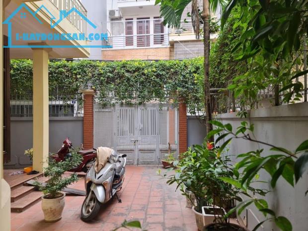 Bán nhà Ngõ Thịnh Hào Tôn Đức Thắng lô góc mặt ngõ ô tô kinh doanh 135 m2 giá 24 tỷ - 3