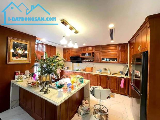 Bán nhà Cầu Giấy – phường Quan Hoa 60m2 , mặt tiền 6m Chỉ 6,8 tỷ .
